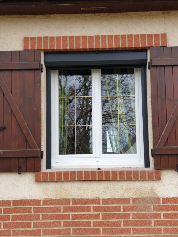 Fenêtre PVC blanc 2 vantaux avec croisillons